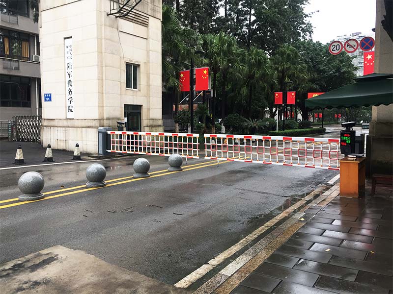 傳統(tǒng)停車場(chǎng)進(jìn)行車牌識(shí)別系統(tǒng)改造需要注意哪些？